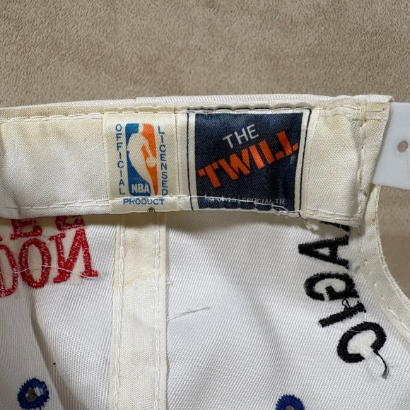 1993 NBA London Games VTG Magic VS Hawks Wembley Hat - Picture 5 of 7